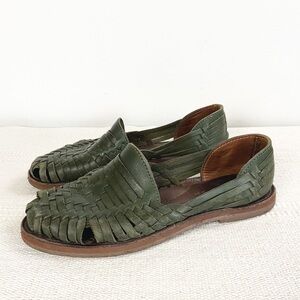 Espiritu Leather Sage Green huarache Sandals size 7 Boho Minimiliat Festival